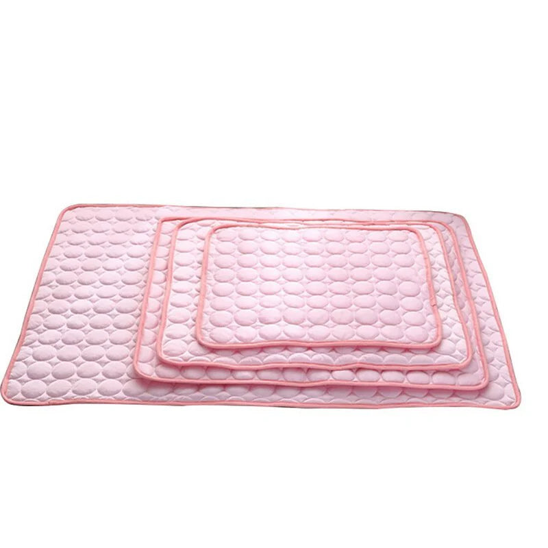 Cooling Ice Silk Pet Bed for Dogs and Cats - Optimal Summer Comfort Solution